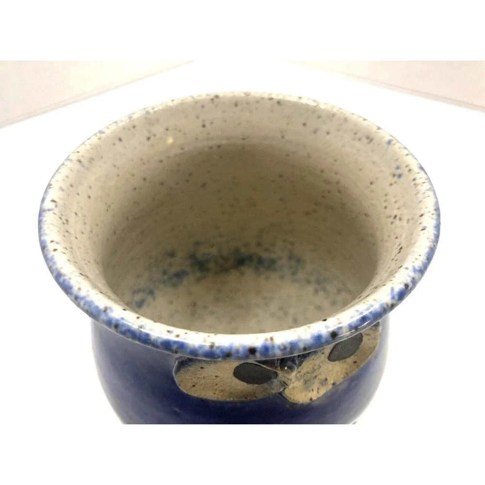Handcrafted Studio Pottery Egg Separator Funny‎ Face Spongewear Kitchen Gadget